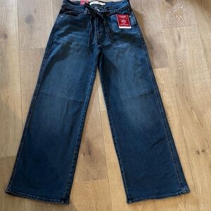 Signature by Levi Strauss Women's  Blue Jeans Wide Leg Jeans - Size2/26